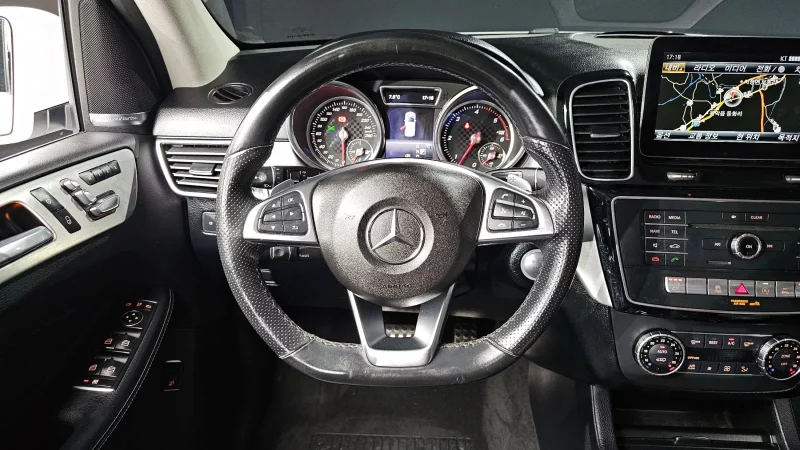 Mercedes-Benz GLE-Class