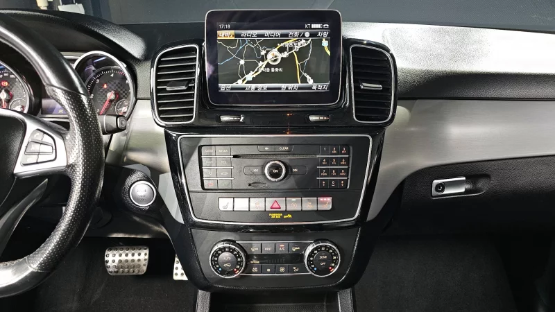 Mercedes-Benz GLE-Class