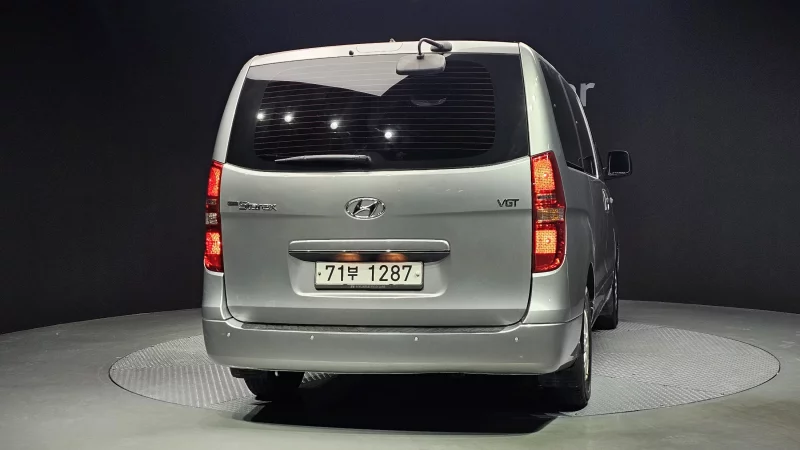 Hyundai Grand Starex