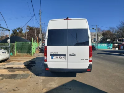 Hyundai H1