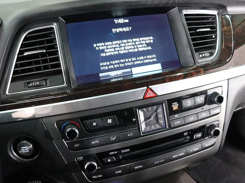 Hyundai Genesis