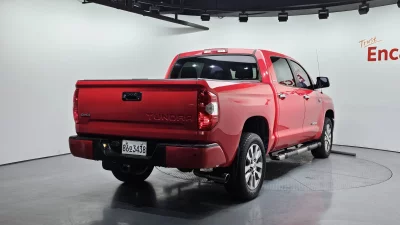 Toyota TUNDRA