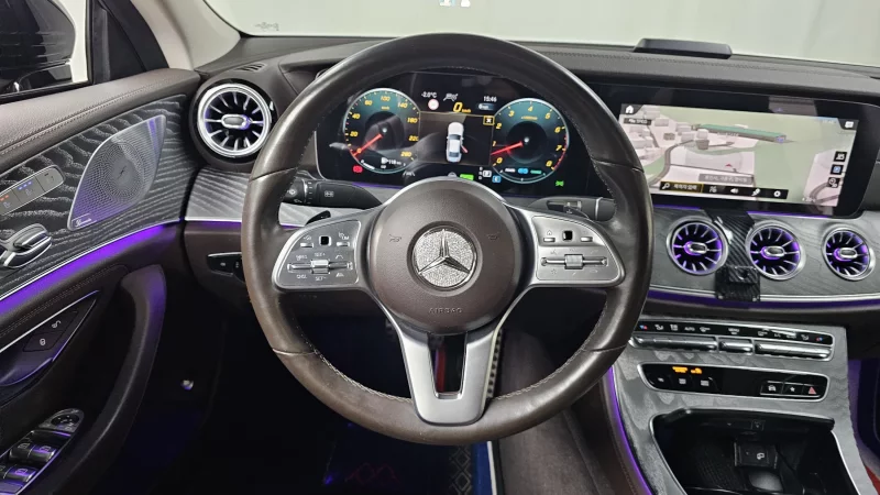 Mercedes-Benz CLS-Class