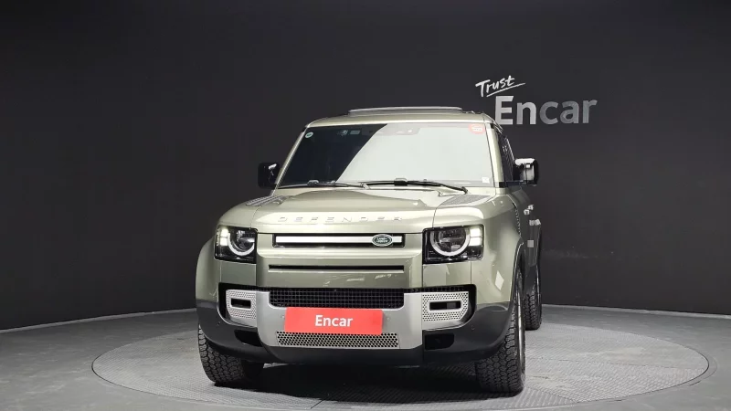 Land Rover DEFENDER