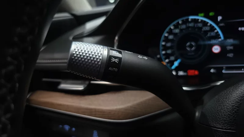 Genesis Electrified G80