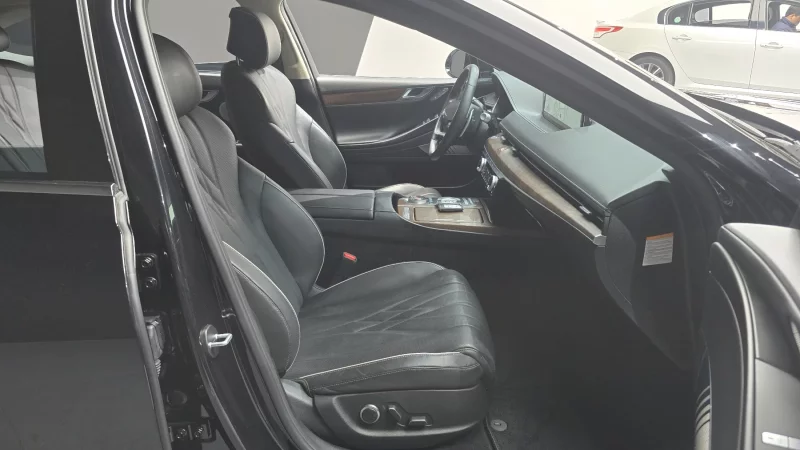 Genesis Electrified G80