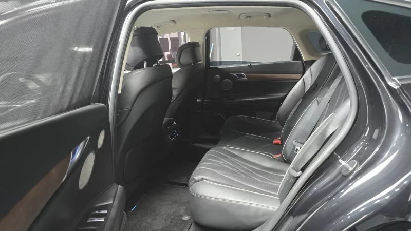 Genesis Electrified G80