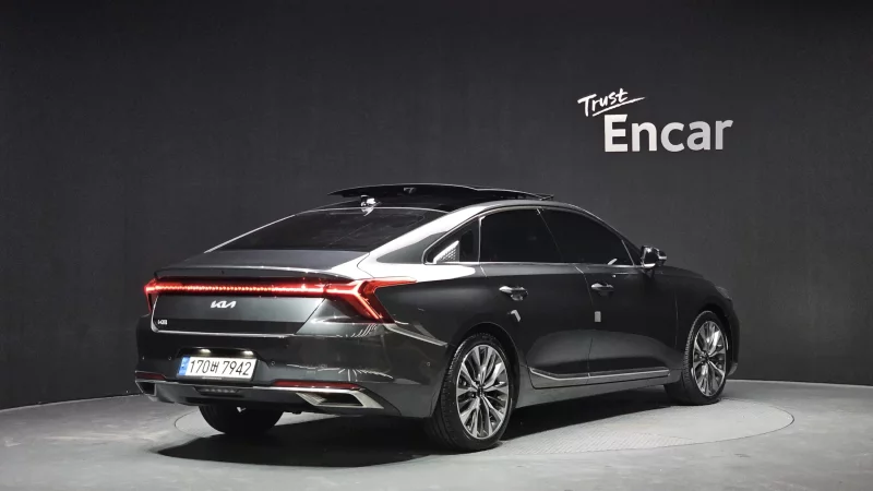 Kia K8