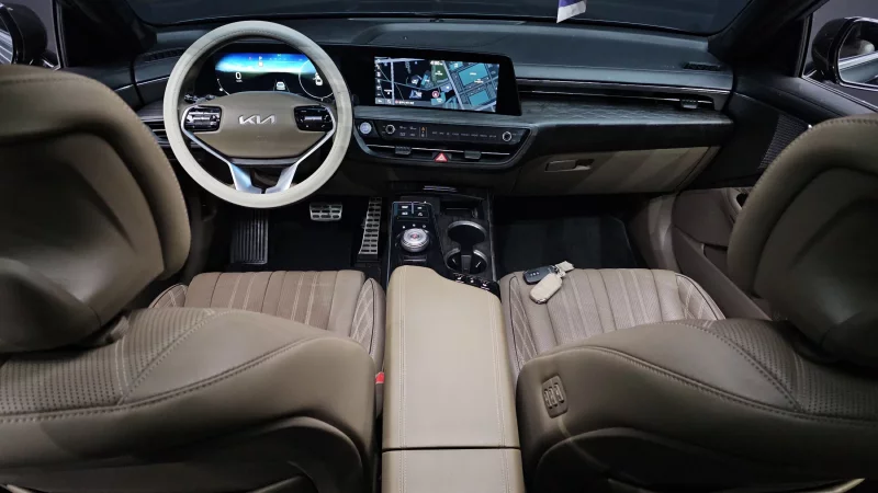Kia K8