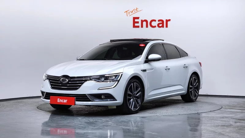 Renault SM6
