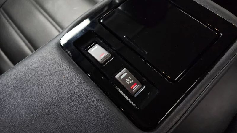 Renault SM6