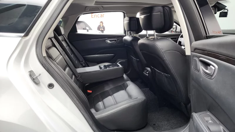 Renault SM6