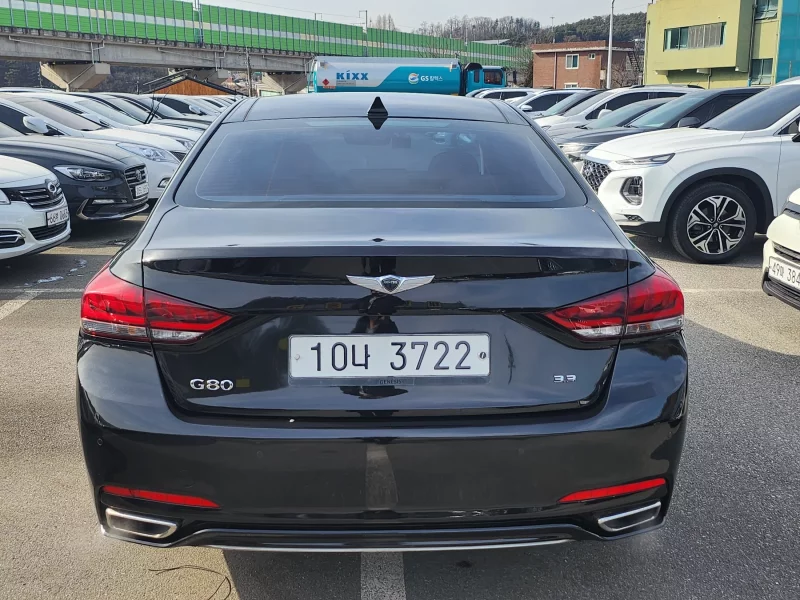 Genesis G80