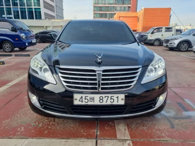 Hyundai Equus