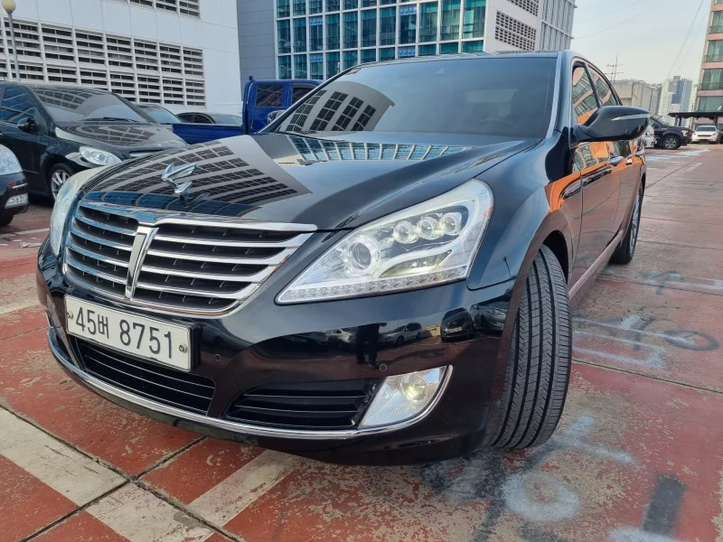 Hyundai Equus
