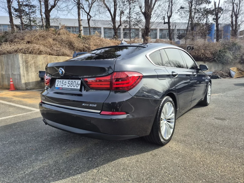 BMW 5-Series Gran Turismo