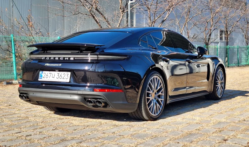 Porsche PANAMERA