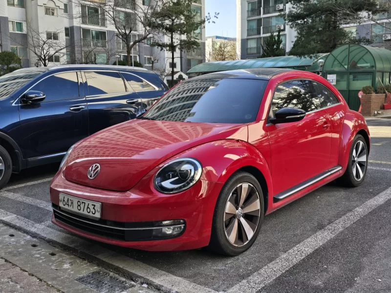 Volkswagen BEETLE