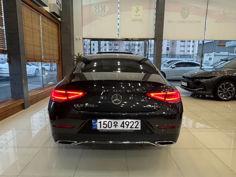 Mercedes-Benz CLS-Class