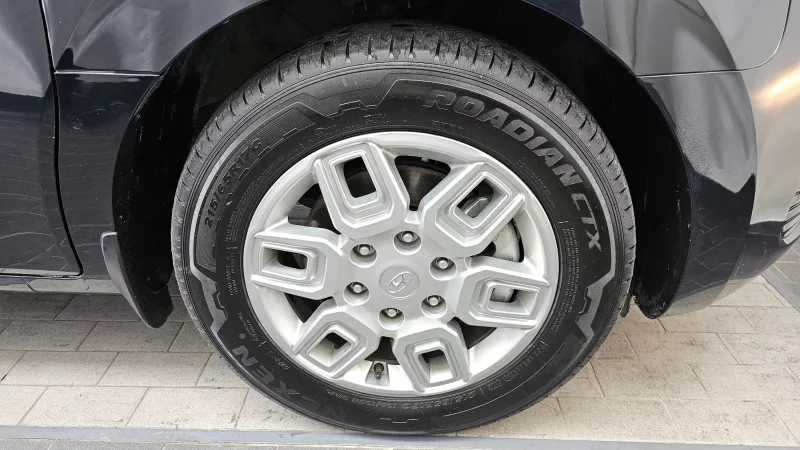 Hyundai Staria