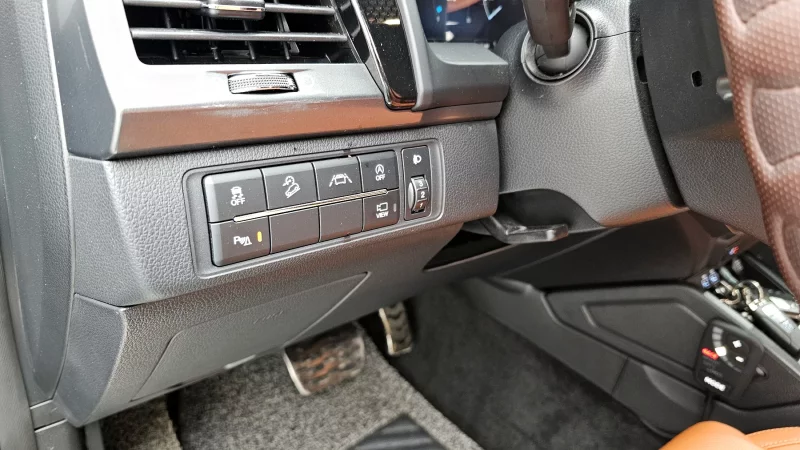 SsangYong Rexton Sports Khan