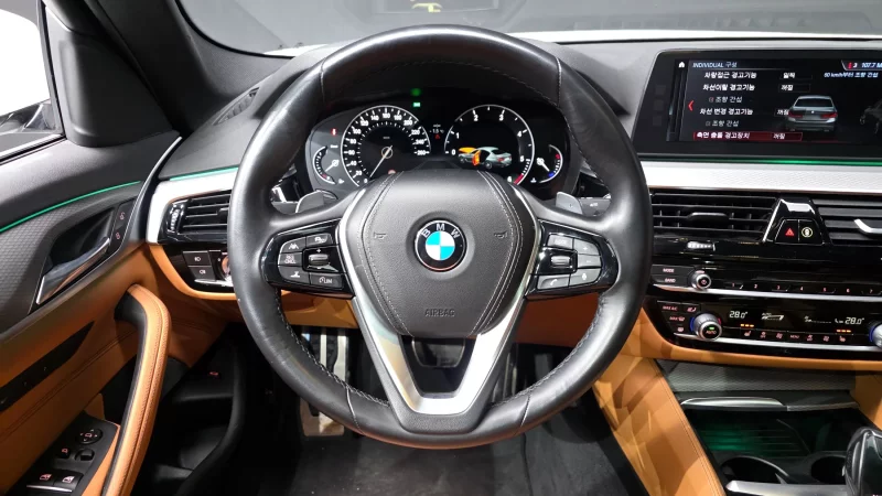 BMW 5-Series