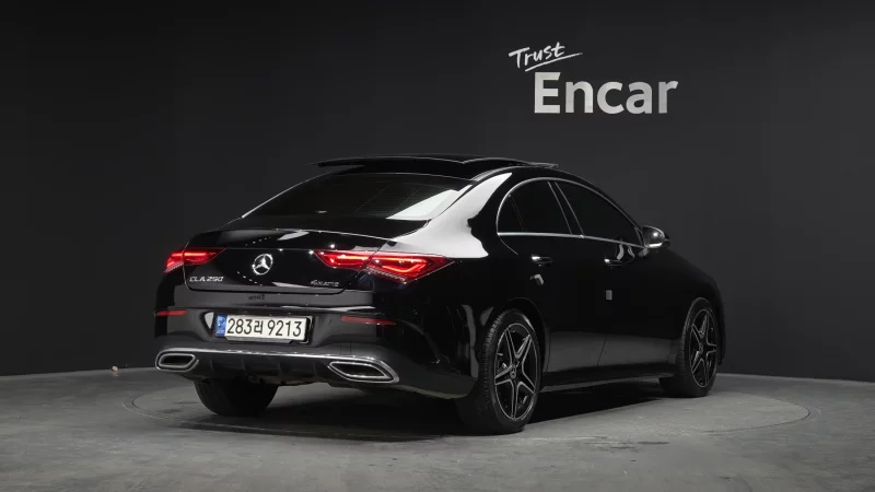 Mercedes-Benz CLA-Class