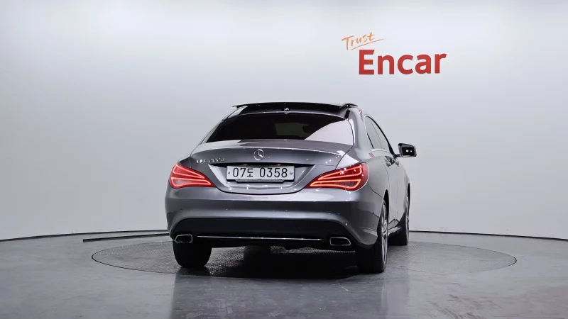 Mercedes-Benz CLA-Class