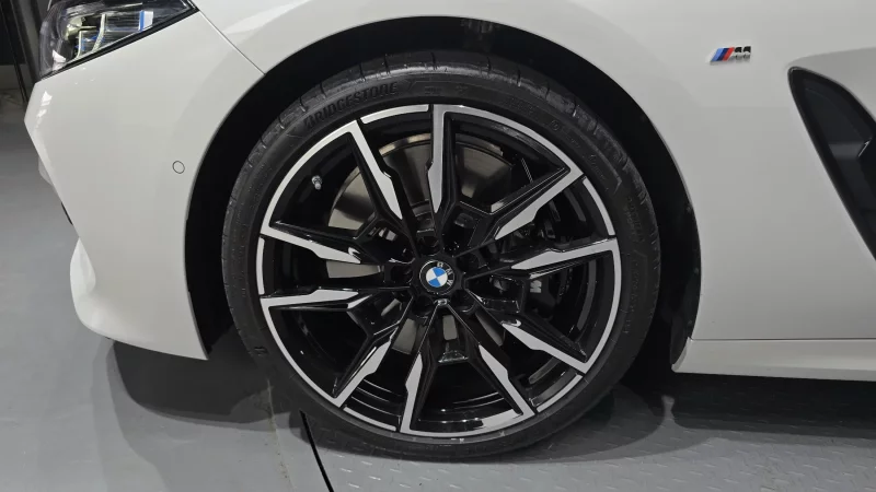 BMW 8-Series