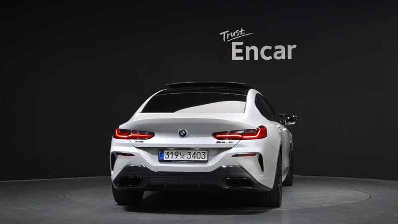 BMW 8-Series