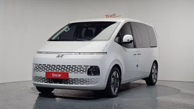Hyundai Staria