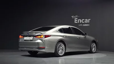 Lexus ES300h