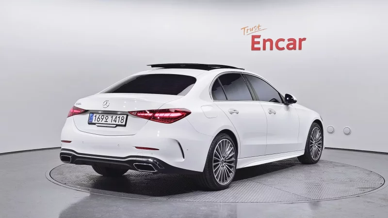 Mercedes-Benz C-Class
