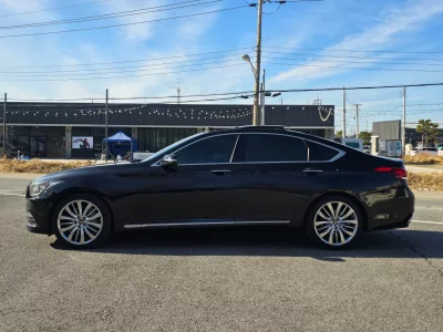 Hyundai Genesis