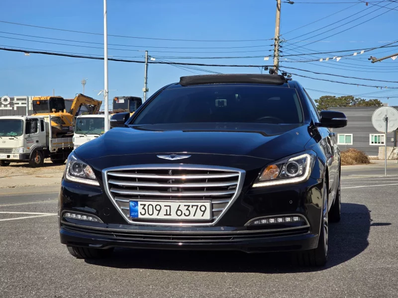 Hyundai Genesis