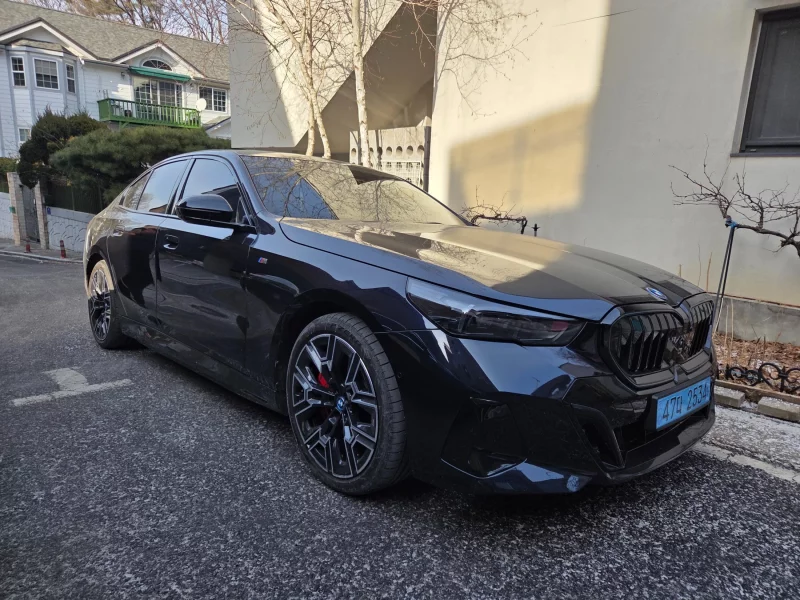 BMW i5