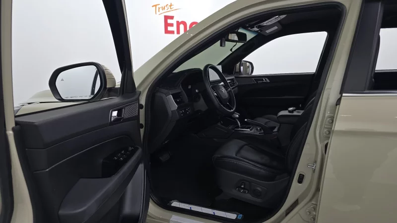 SsangYong Rexton Sports Khan