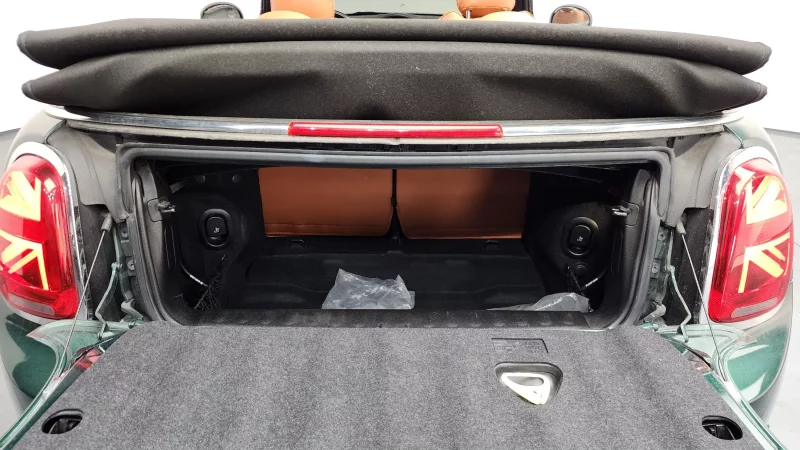 MINI Cooper Convertible