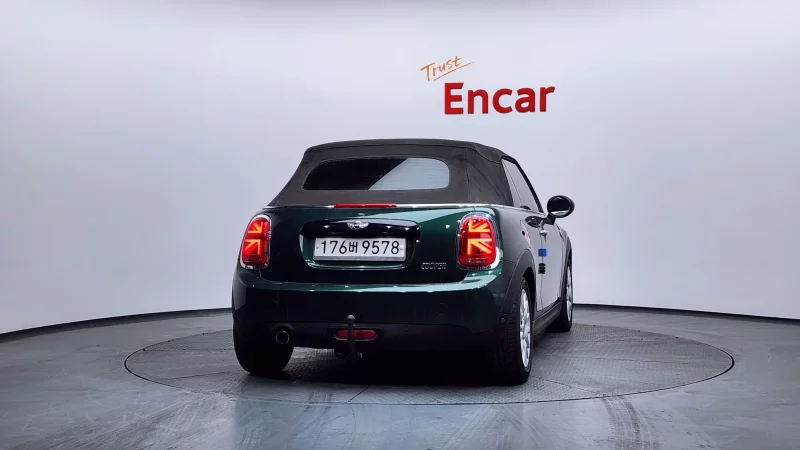 MINI Cooper Convertible