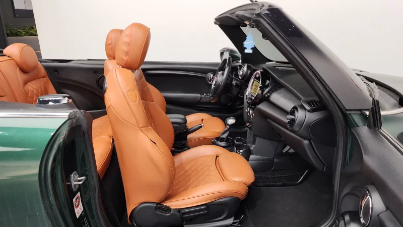 MINI Cooper Convertible