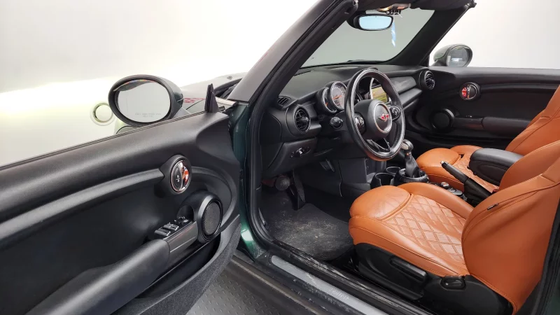 MINI Cooper Convertible