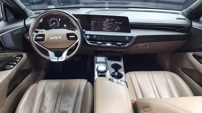 Kia K8