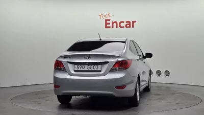 Hyundai Accent