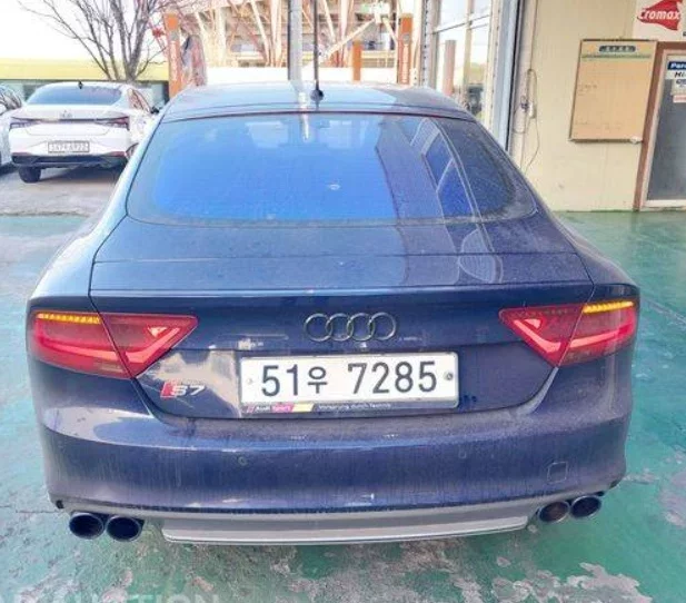 Audi S7