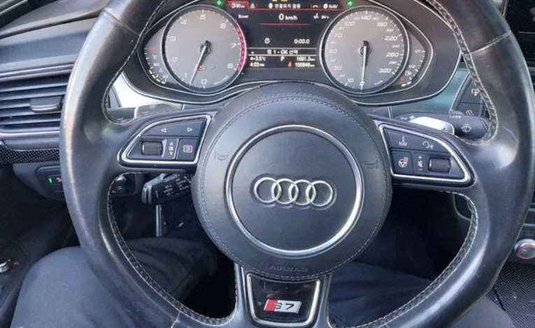 Audi S7