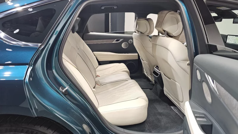 Genesis Electrified G80