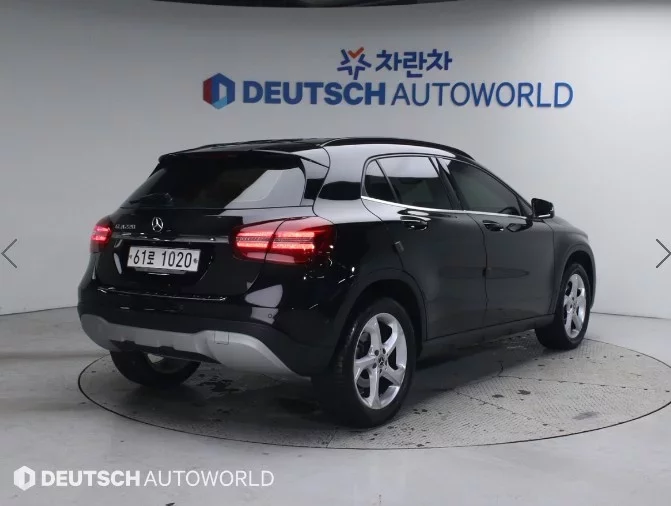 Mercedes-Benz GLA-Class