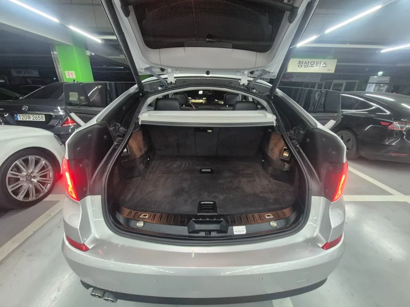 BMW 5-Series Gran Turismo