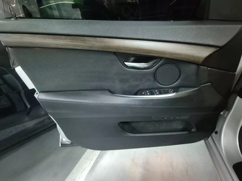 BMW 5-Series Gran Turismo