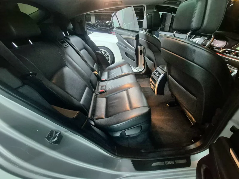 BMW 5-Series Gran Turismo